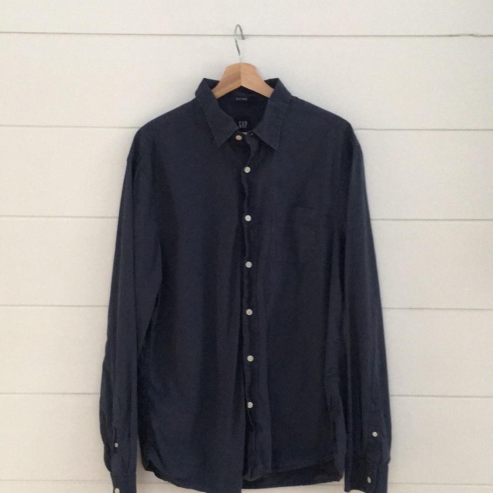 GAP “Fitted” Button Down
